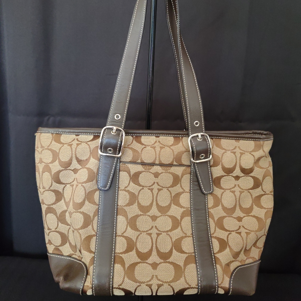 Classic COACH Signature Logo Purse/Tote